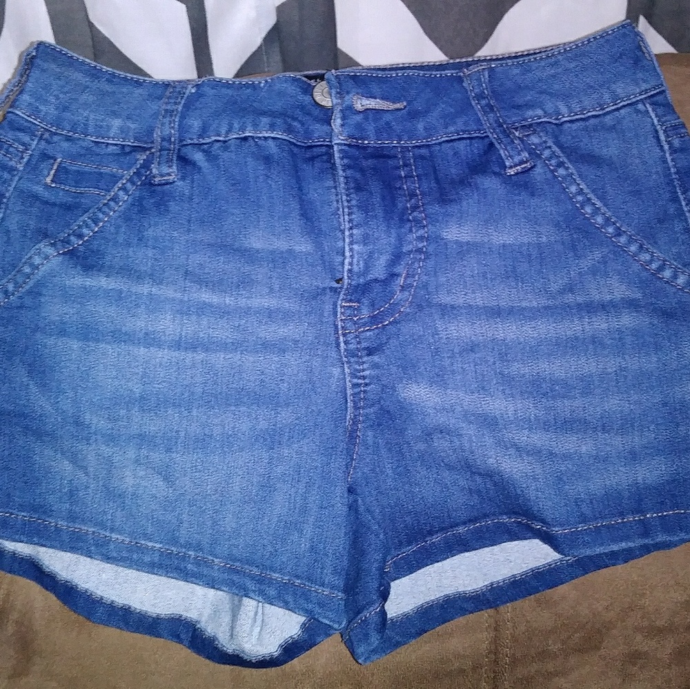 Celebrity Pink shorts